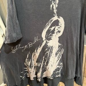 Magnolia Pearl tshirt, OS, Chief Sitting Bill